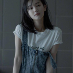 穿白色秋衣的小姐姐头像,白色秋衣小姐姐的时尚风采